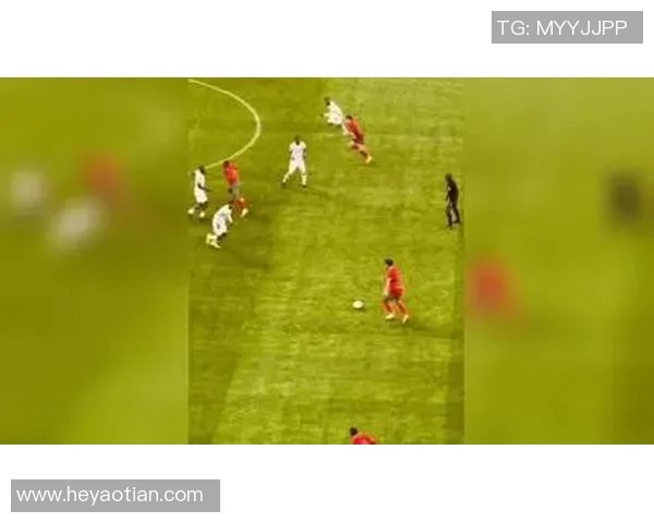 炸裂足球明星瞬间捕捉展现激情与荣耀的精彩时刻