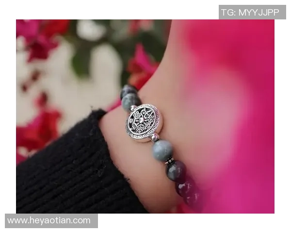 足球明星们的幸运物揭秘从护身符到个人信物的多样选择