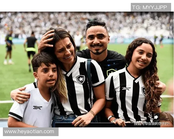 退役足球明星的传奇名字与他们的辉煌岁月回顾